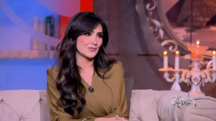 برنامج الحكاية مع عمرو أديب حلقة – مي عمر